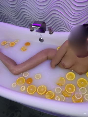 Моника фото 2